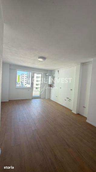 Apartament cu 3 camere în Tolstoi