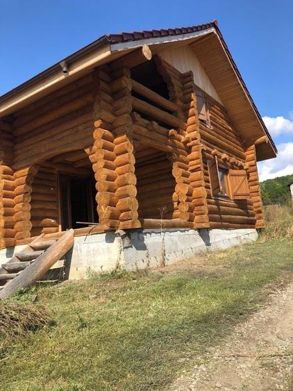 Casă cu 4 camere în Exterior Vest