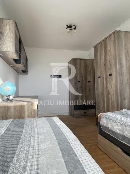 Apartament cu 2 camere nedecomandat, mobilat în Rogerius