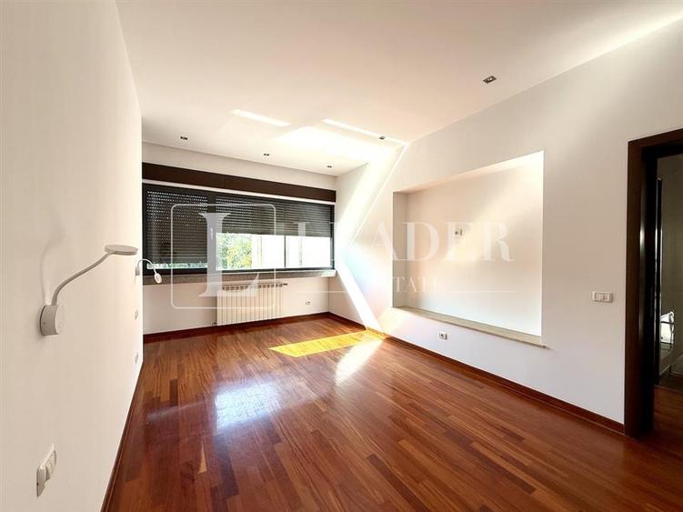 Apartament cu 4 camere decomandat, mobilat în Dorobanți