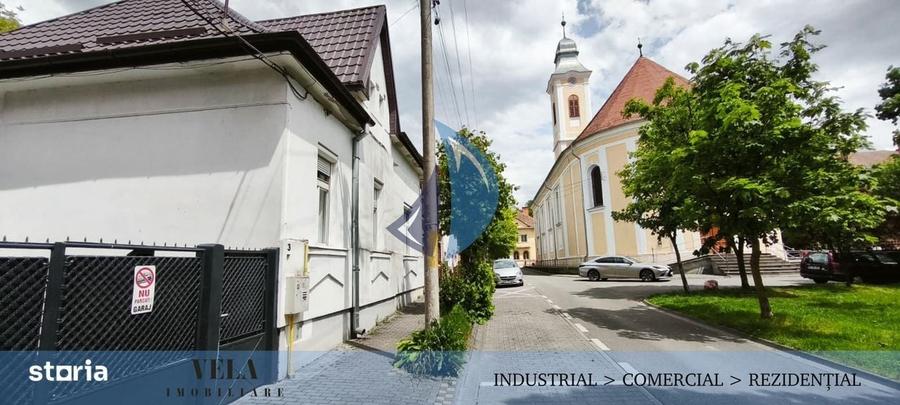 Casă cu 3 camere în Semicentral