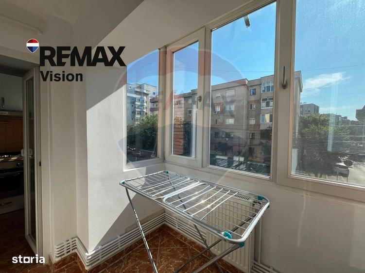 Apartament cu 2 camere decomandat în Calea București