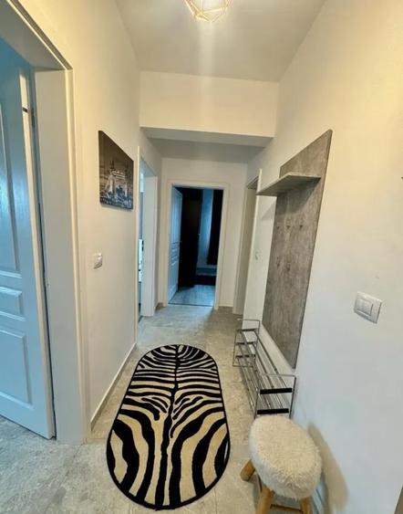 Apartament cu 2 camere decomandat în Valea Adâncă