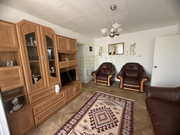 Apartament cu 2 camere semidecomandat, mobilat în Brazda lui Novac