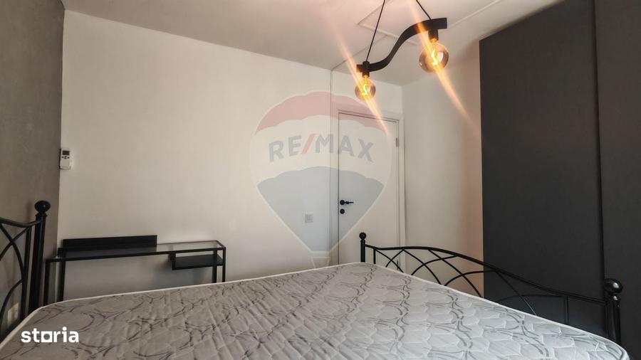 Apartament cu 2 camere semidecomandat în Lacul Tei