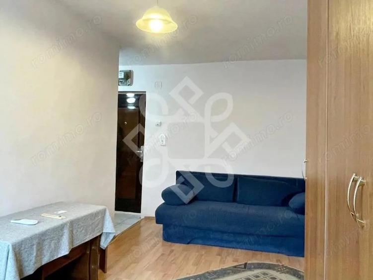 Garsonieră semidecomandată în Rogerius