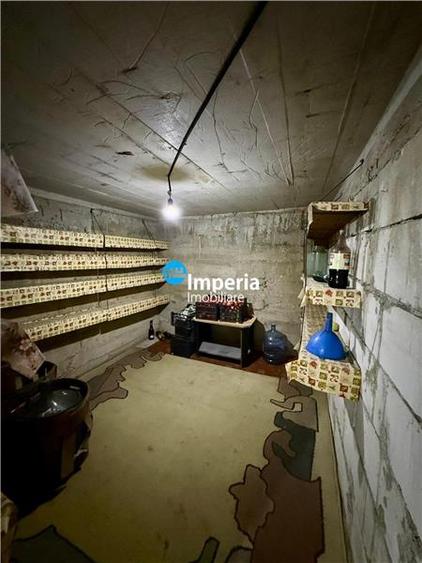 Casă cu 3 camere cu Teren 800 Mp în Curături