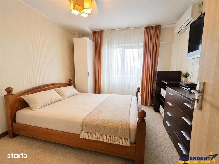 Apartament cu 3 camere decomandat în Centrul Civic