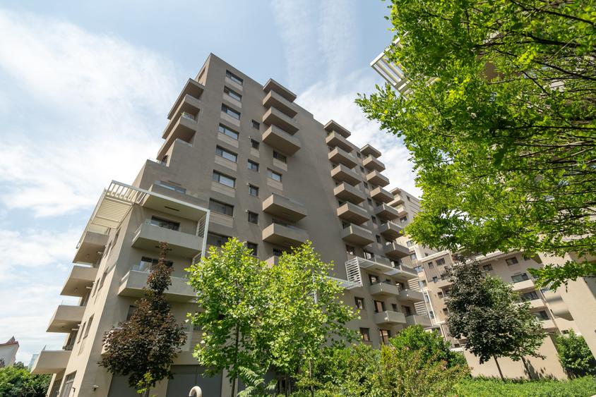 Apartament cu 3 camere decomandat în Ștefan cel Mare