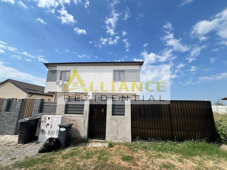 Duplex cu 3 camere cu Canalizare în Berceni