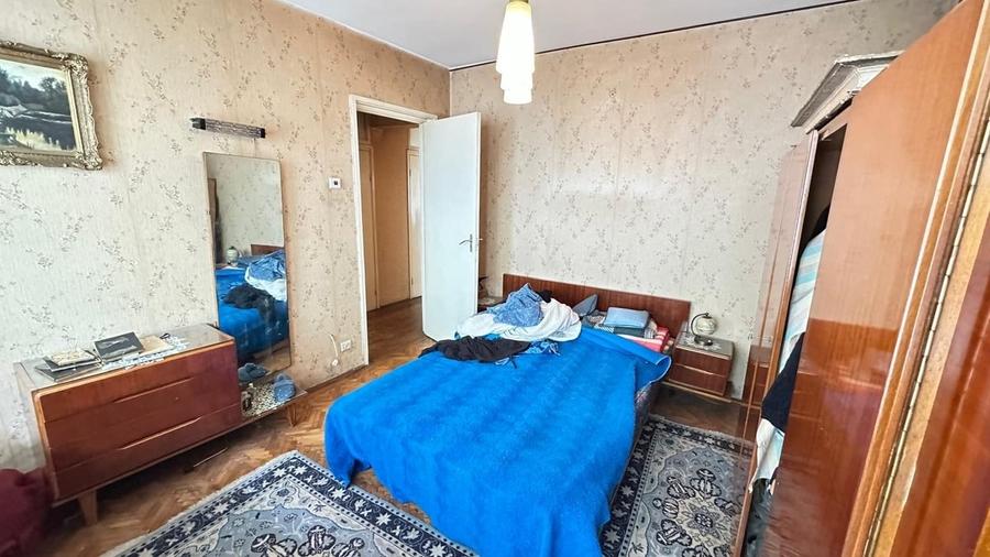 Apartament cu 3 camere semidecomandat în Iancului