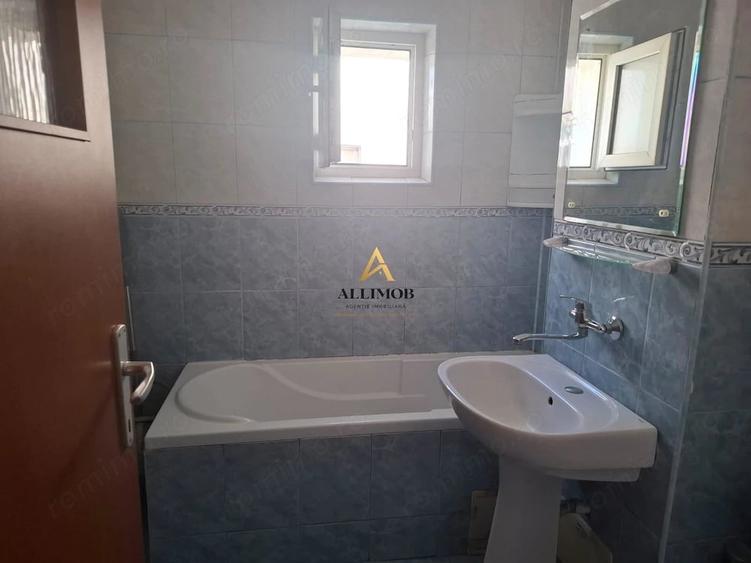 Apartament cu 3 camere în Paltiniș
