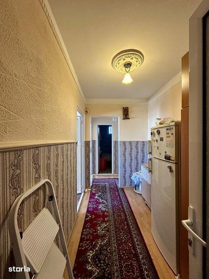 Apartament cu 3 camere decomandat în Alexandru cel Bun