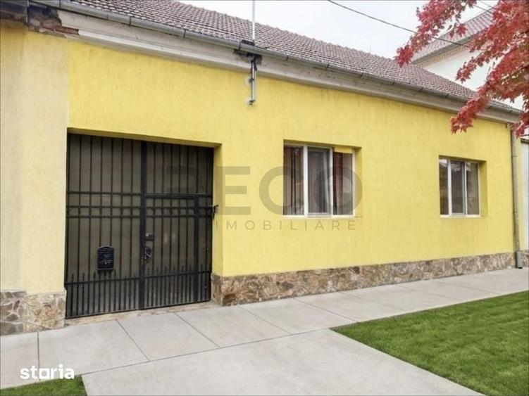 Casă cu 9 camere cu Teren 1088 Mp în Tinca