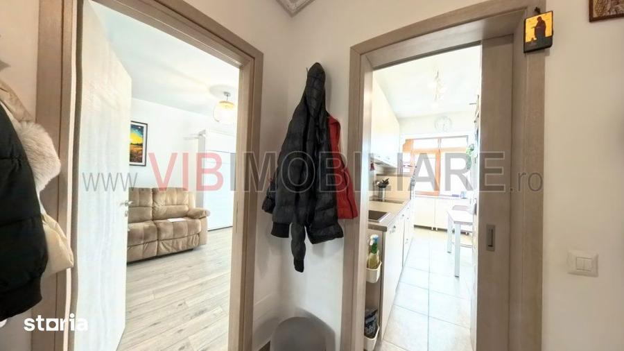 Apartament cu 3 camere decomandat, mobilat în Pajura