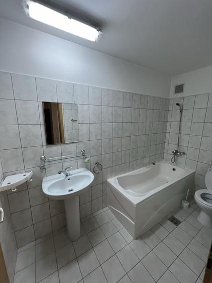 Garsonieră decomandată în Ciritei