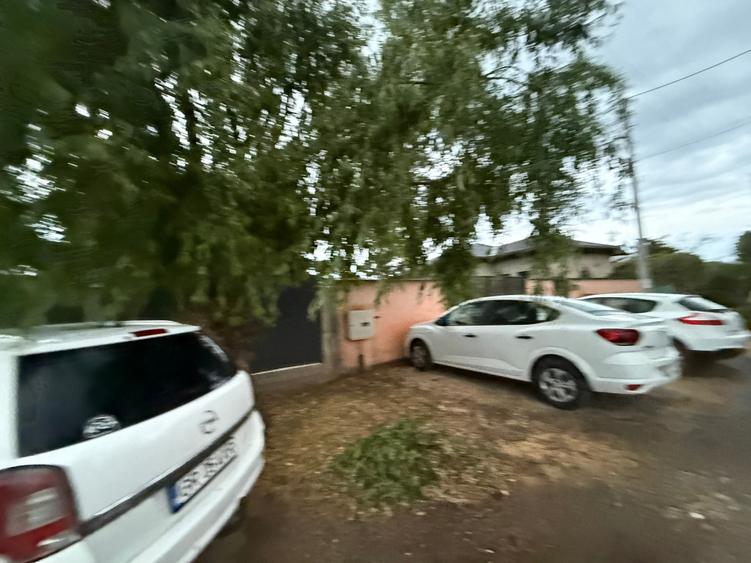 Teren Construcții intravilan de 4200 mp, în Adunații-Copăceni