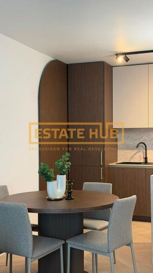 Apartament cu 2 camere semidecomandat, mobilat în Central