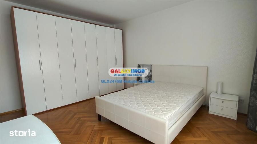 Apartament cu 3 camere, mobilat în Central