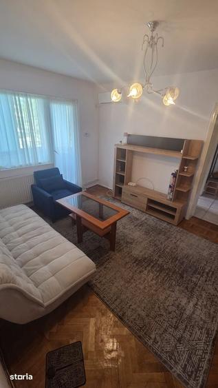 Apartament 3 camere, balcon, etaj 4, Targovi?te - 1
