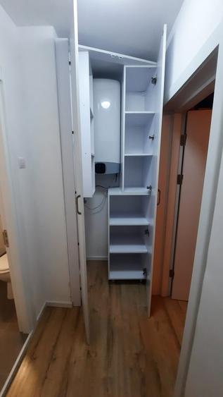 Apartament cu 2 camere semidecomandat în Lacul Tei