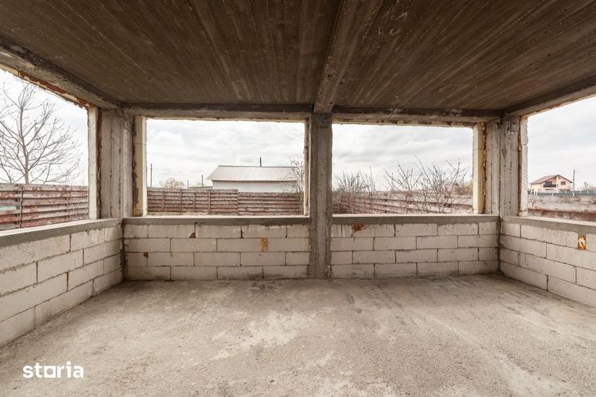 Casă cu 3 camere cu Teren 477 Mp în Bradu