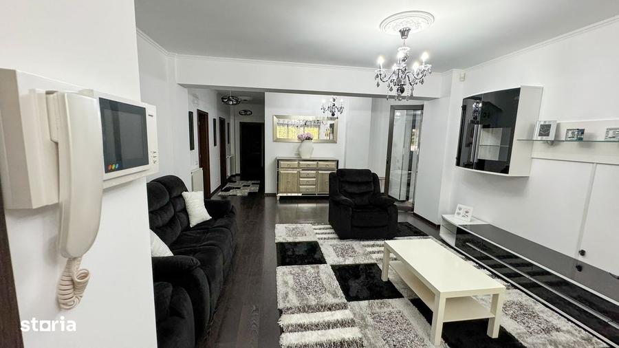 Apartament cu 4 camere decomandat în Aviației