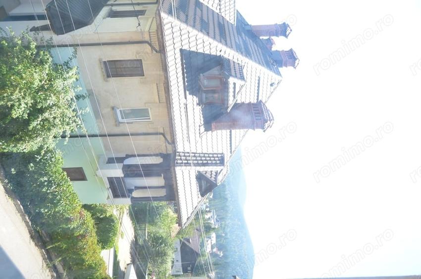 Apartament cu 2 camere decomandat în Predeal