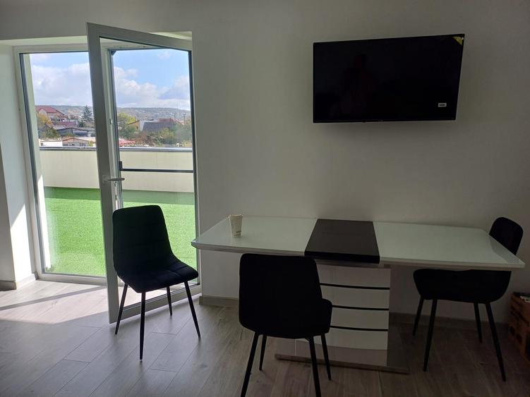Apartament cu 2 camere decomandat în Unirii