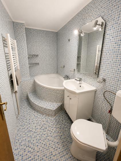 Apartament cu 3 camere decomandat în 13 Septembrie
