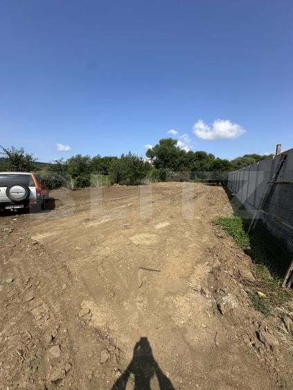 Teren Construcții intravilan de 942 mp, în Sud