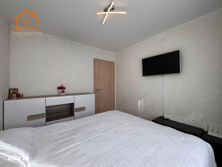 Apartament cu 3 camere decomandat, mobilat în Tractorul