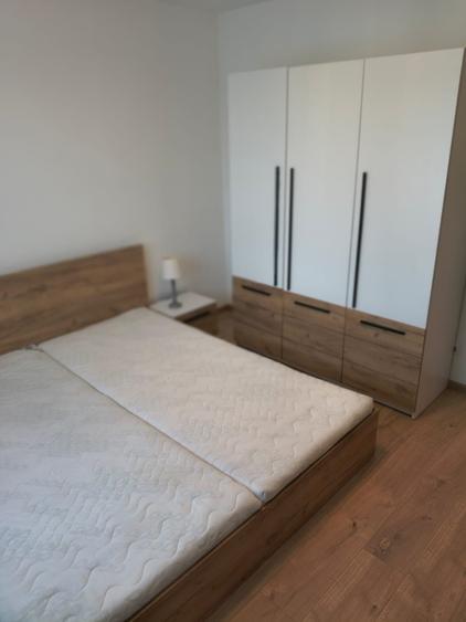 Zona Semiluna, 2 camere, decomandat - 3