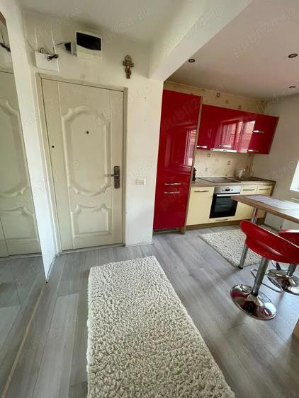 Apartament cu 2 camere semidecomandat în Ultracentral
