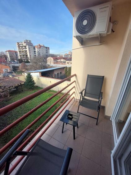 Apartament cu 2 camere decomandat în Cantemir