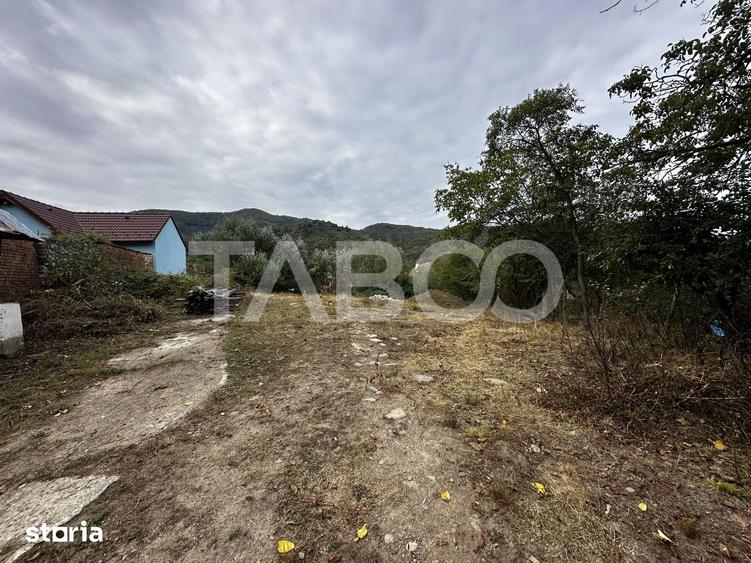 Teren de 751 mp, în Central