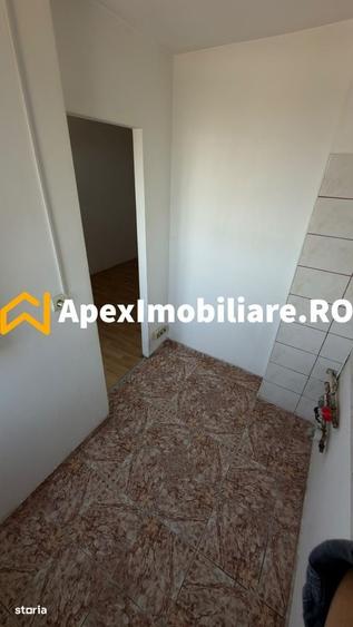 Garsonieră semidecomandată în Titan