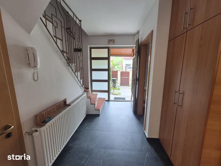 Casă cu 5 camere cu Teren 260 Mp în Bunloc