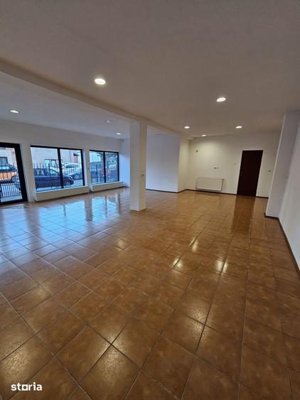 Casă cu 4 camere cu Teren 450 Mp în Podu Roș