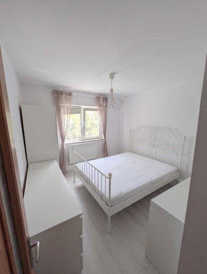 Apartament cu 3 camere decomandat în Canta