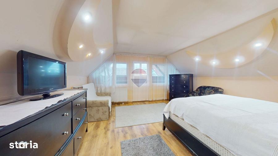 Casă cu 5 camere cu Teren 749 Mp în Hălchiu