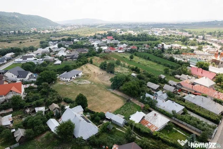 Casă cu 5 camere cu Teren 4242 Mp în Lunca (Vânători-Neamț)