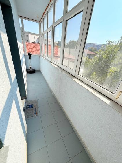 Apartament cu 2 camere semidecomandat în Titan