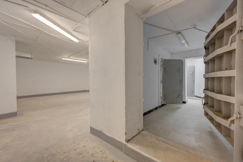 Apartament cu 4 camere decomandat în Militari