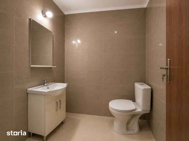 Apartament cu 3 camere decomandat în Podgoria