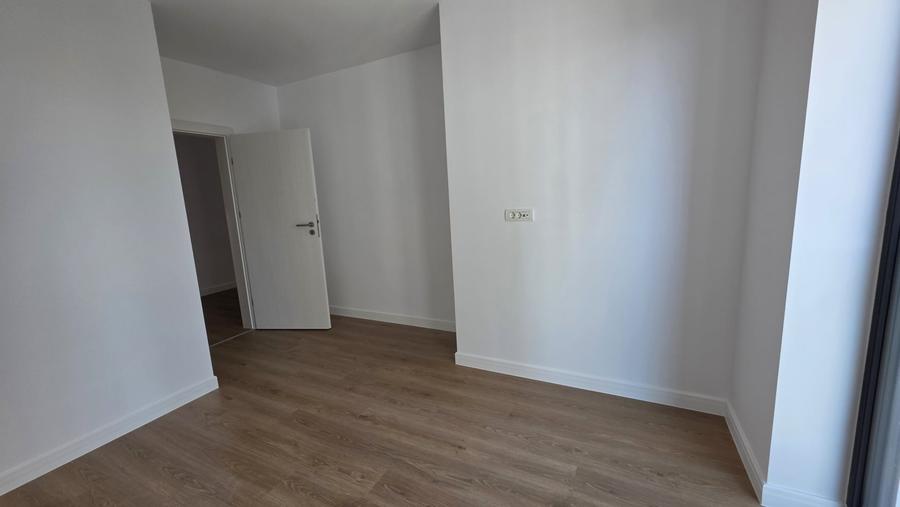 Apartament cu 2 camere decomandat în Torontalului