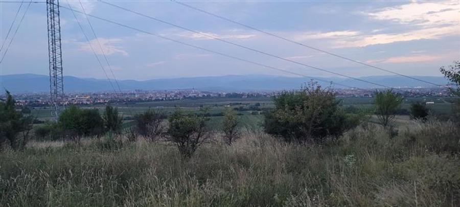 Teren agricol extravilan de 4000 mp, în Gușterița