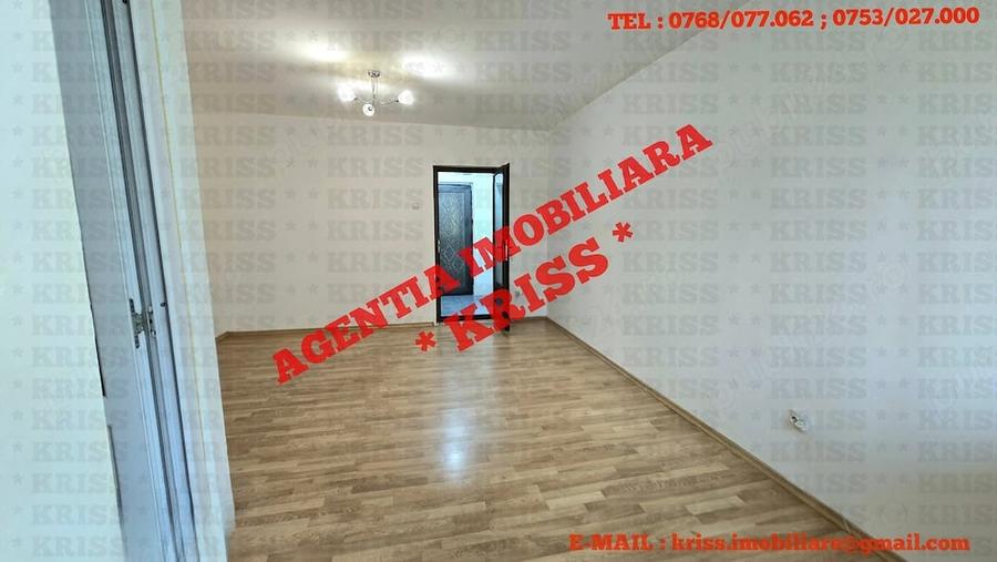Garsonieră semidecomandată în Craiovei