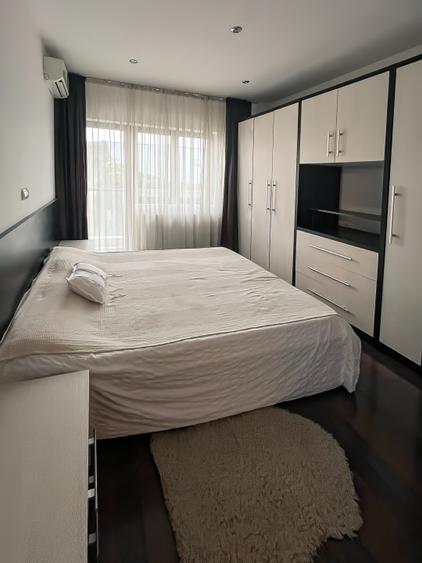 Apartament cu 3 camere semidecomandat, mobilat în Voluntari