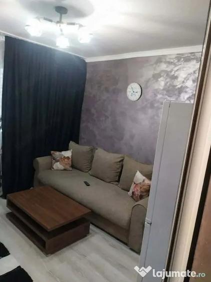 Garsonieră decomandată în Micro 40